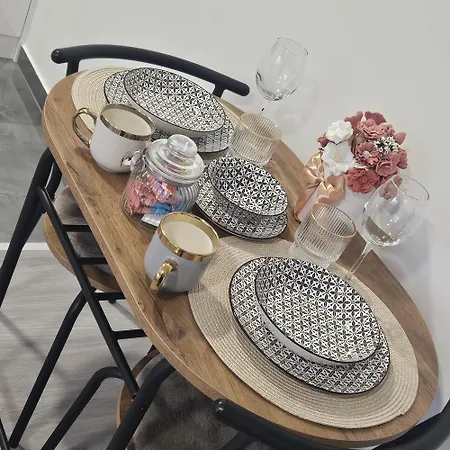 Nora Apartman *